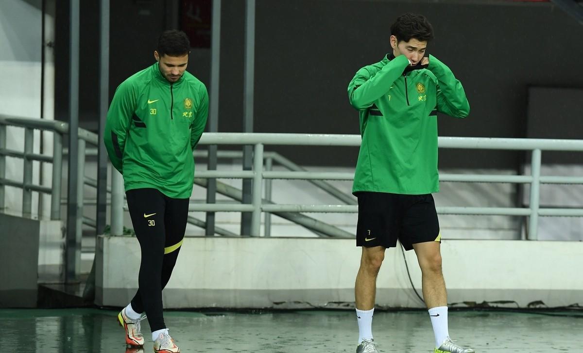 半岛体育新闻-包含国内足球盛事中一场令人热血沸腾的比赛即将上演的词条