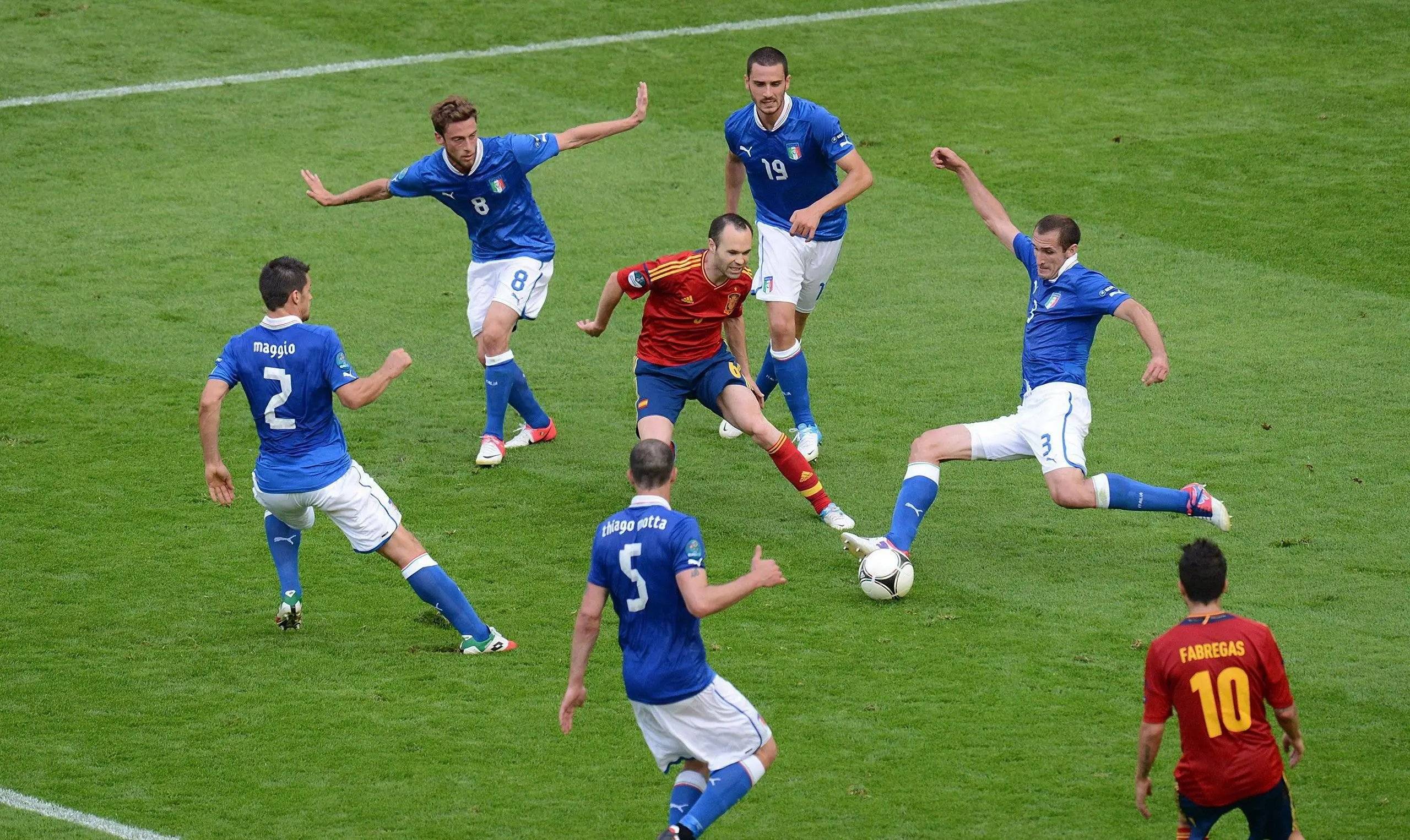 半岛体育链接-罗马守势逐渐巩固,备战欧冠比赛