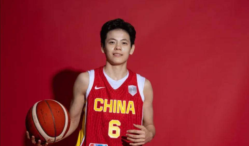 半岛体育app-精彩的球员个人表现成全队亮点