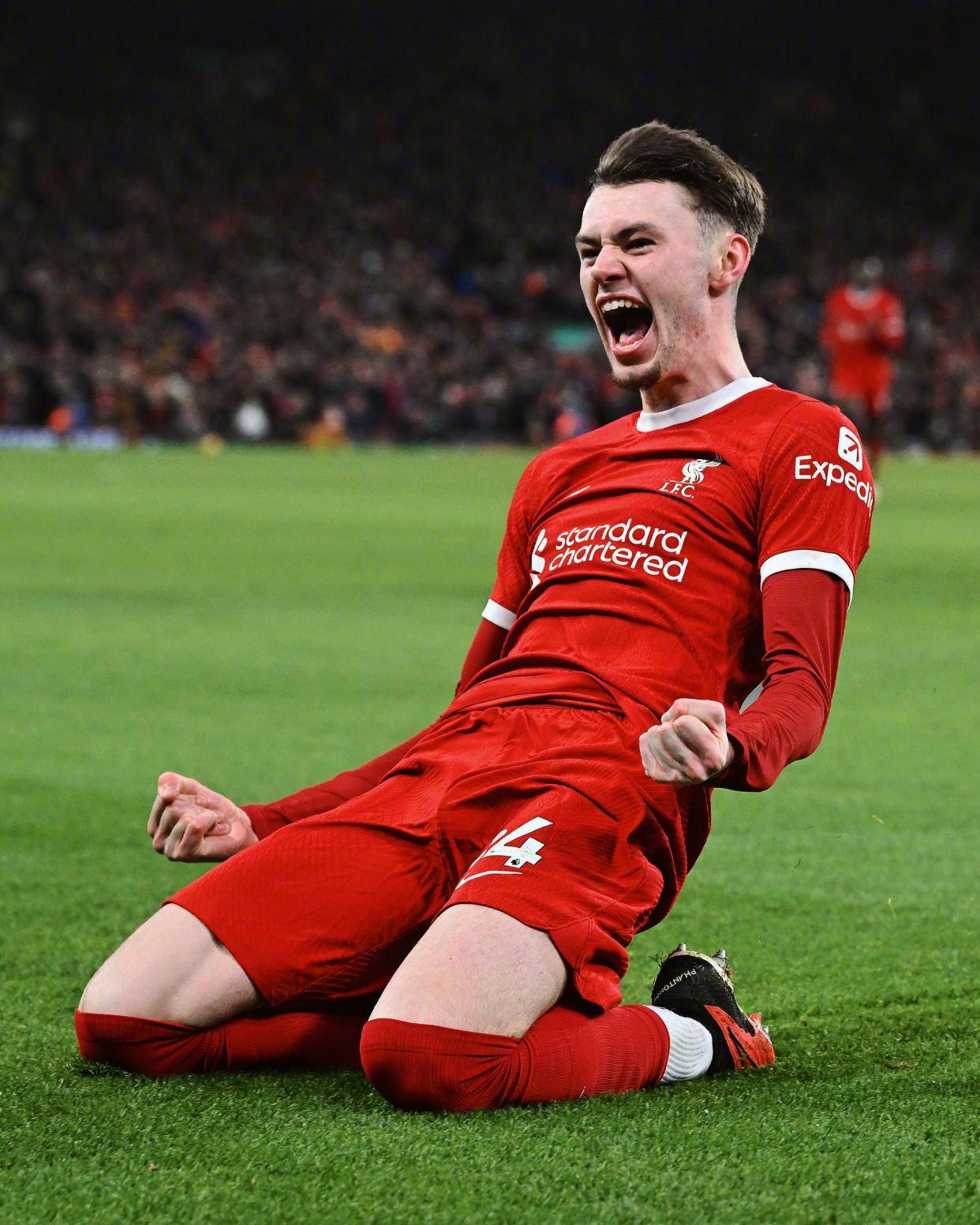 半岛体育官方登录入口-关于拜仁慕尼黑客场轻松取胜,领先积分榜冲刺的信息