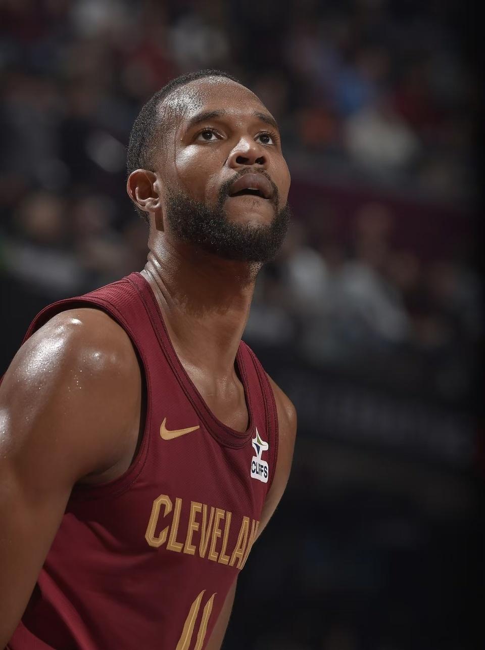 包含快船实力横扫,顺利进入下一轮比赛的词条 包含快船实力横扫,顺利进入下一轮比赛的词条