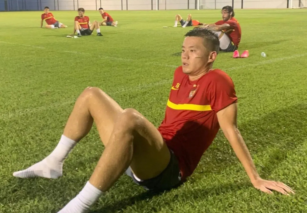 半岛体育官方入口-凭借一波广州队,亚冠成功高光操作,现场教练席炸锅的简单介绍