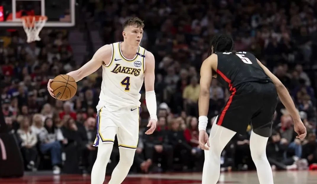 半岛体育app-包含可兰进攻组:湖人长苦攻有几多无解的词条