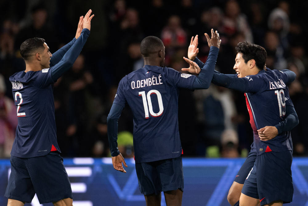 欧冠比赛中,巴黎圣日耳曼队获胜 欧冠比赛中,巴黎圣日耳曼队获胜