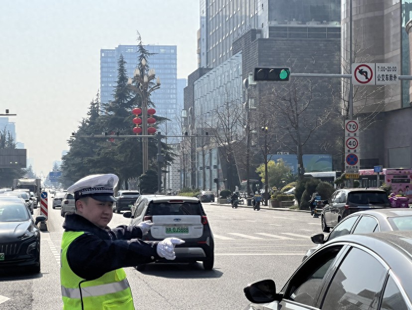 半岛体育链接-交通部门发布春运交通安全提示