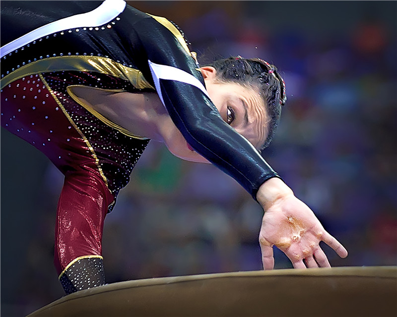 半岛体育入口-包含墨西哥体操选手飞流直下,稳步推进的词条