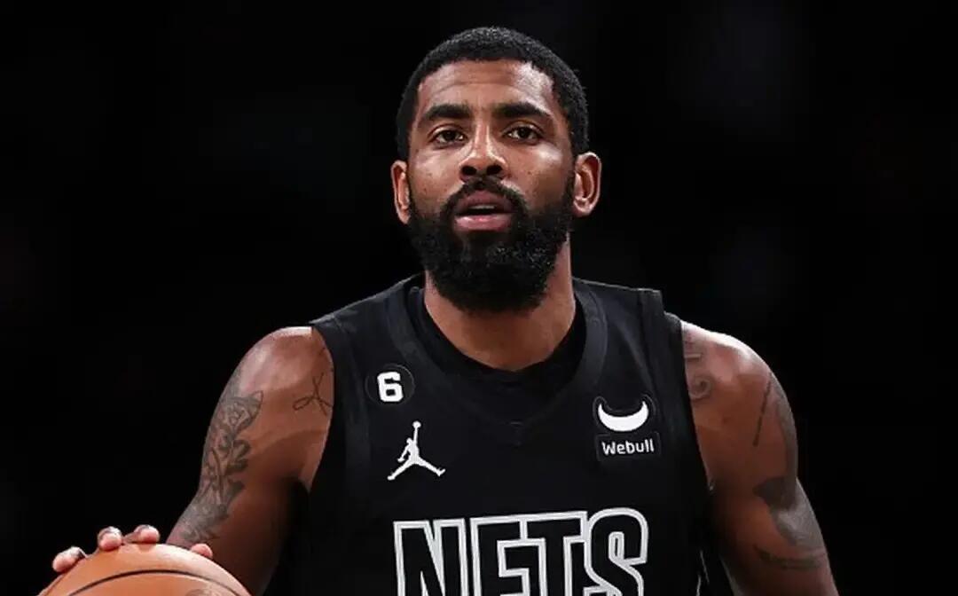 半岛体育app下载-篮网主场大胜老鹰,欧文全面发挥砍下三双